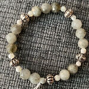 Handmade Labradorite w/ Mother of Pearl bracelet